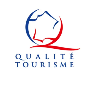 O-Van spécialiste dans le transport événementiel privé et du van avec chauffeur est labellisé Qualité Tourisme